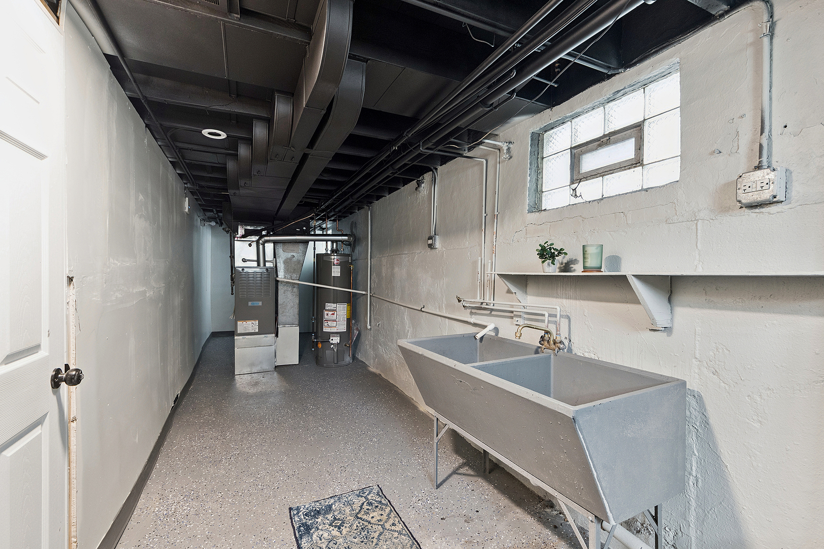 1051 Burnham Avenue, Calumet City, IL 60409