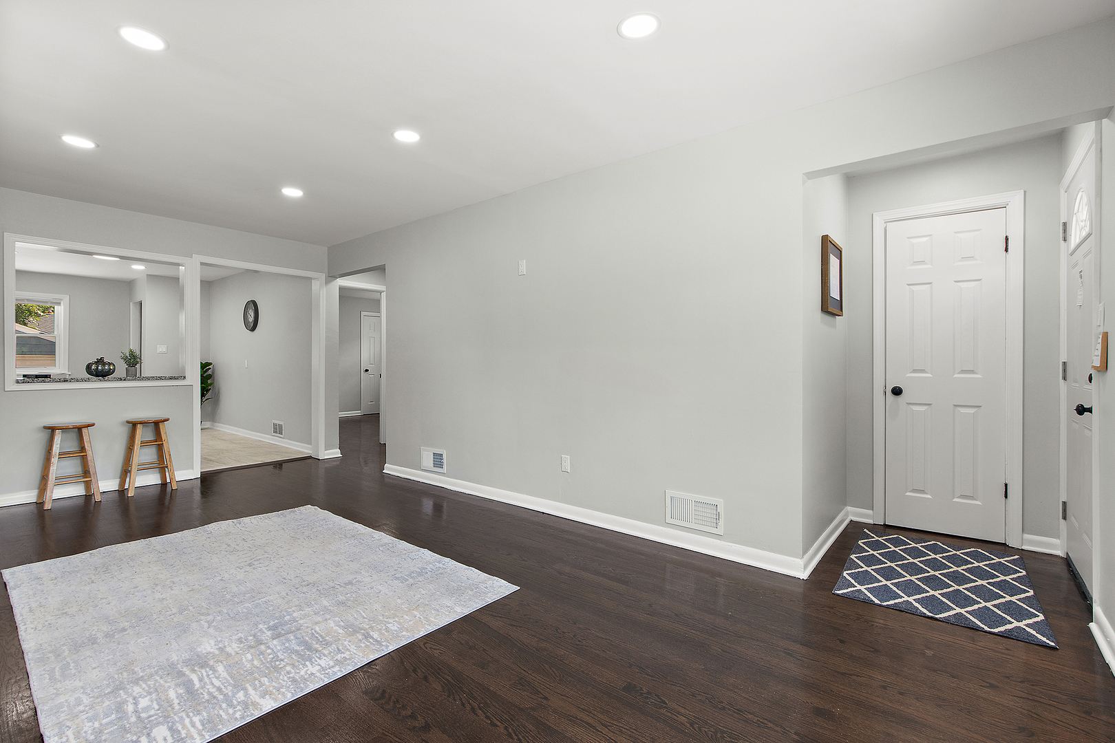 1051 Burnham Avenue, Calumet City, IL 60409