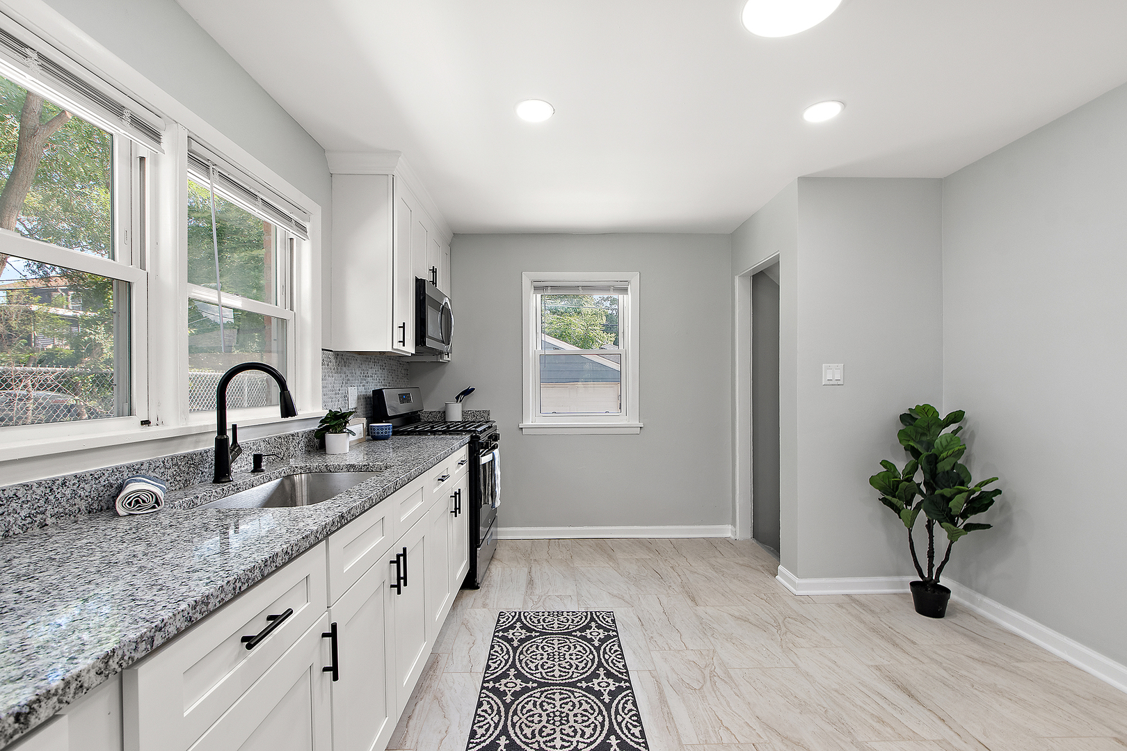 1051 Burnham Avenue, Calumet City, IL 60409