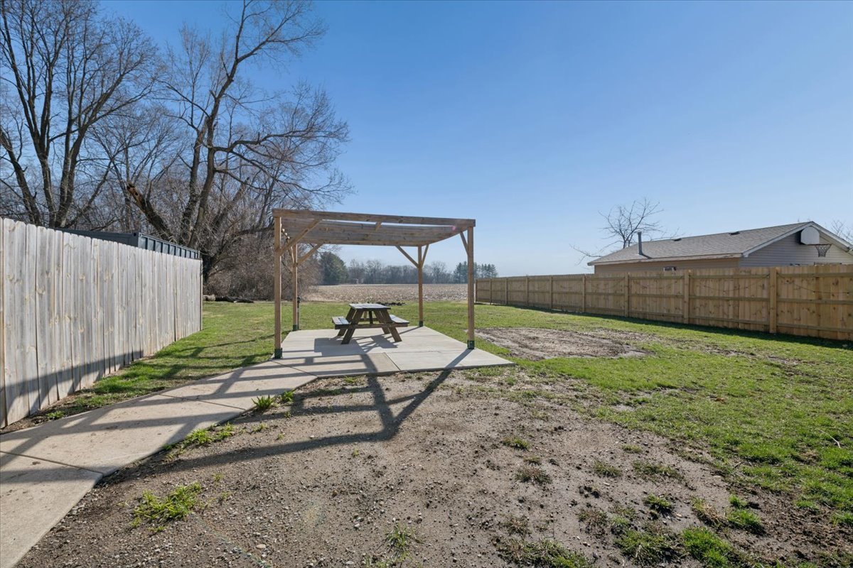 2901 N Il Rt 47, Morris, IL 60450