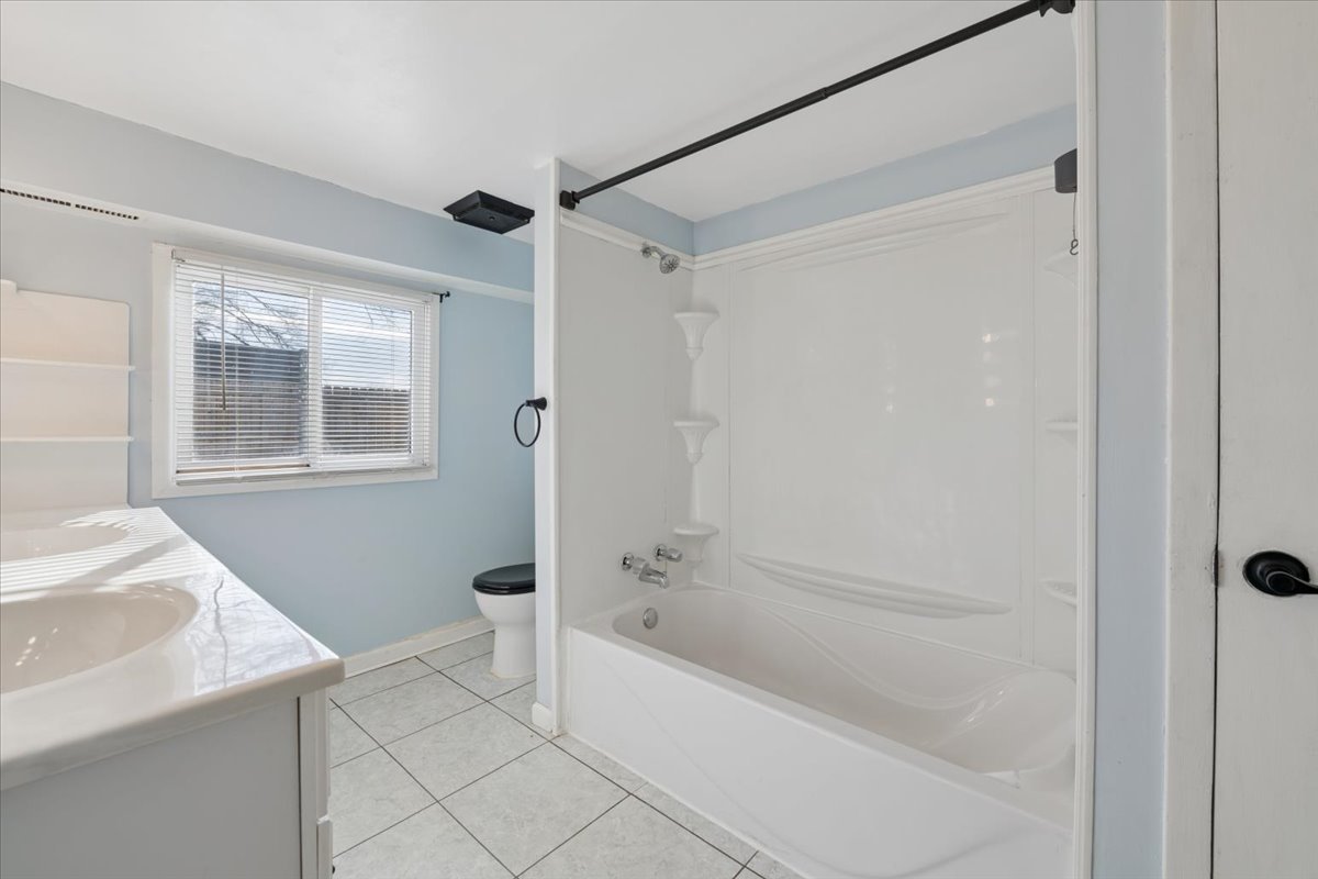 2901 N Il Rt 47, Morris, IL 60450