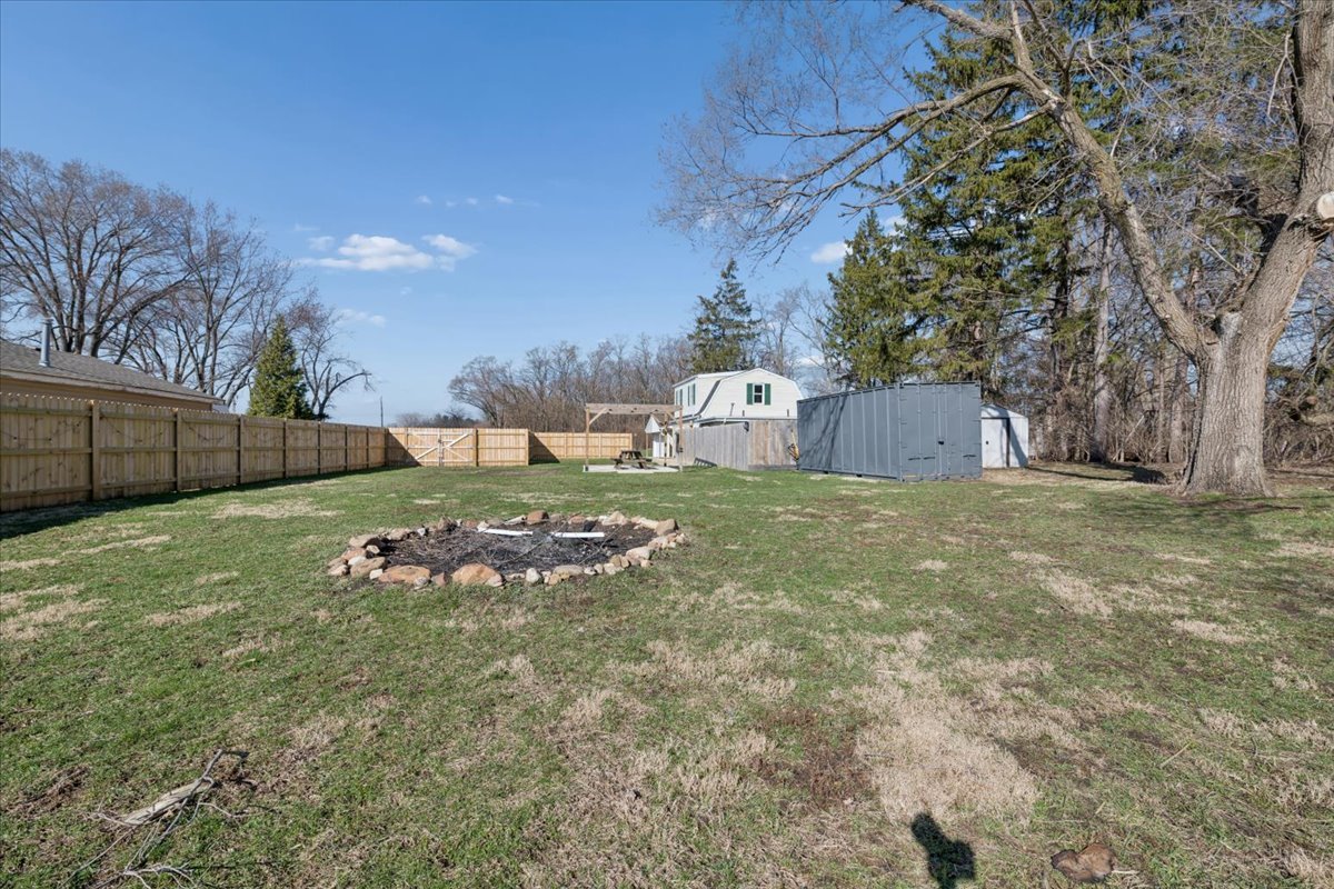 2901 N Il Rt 47, Morris, IL 60450