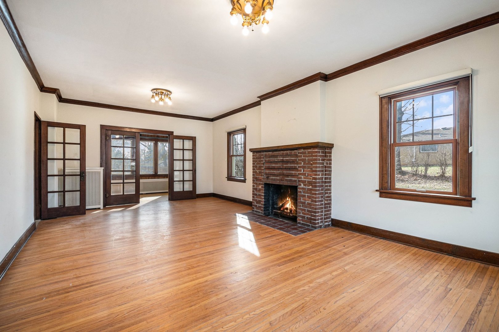 520 S Midland Avenue, Joliet, IL 60436