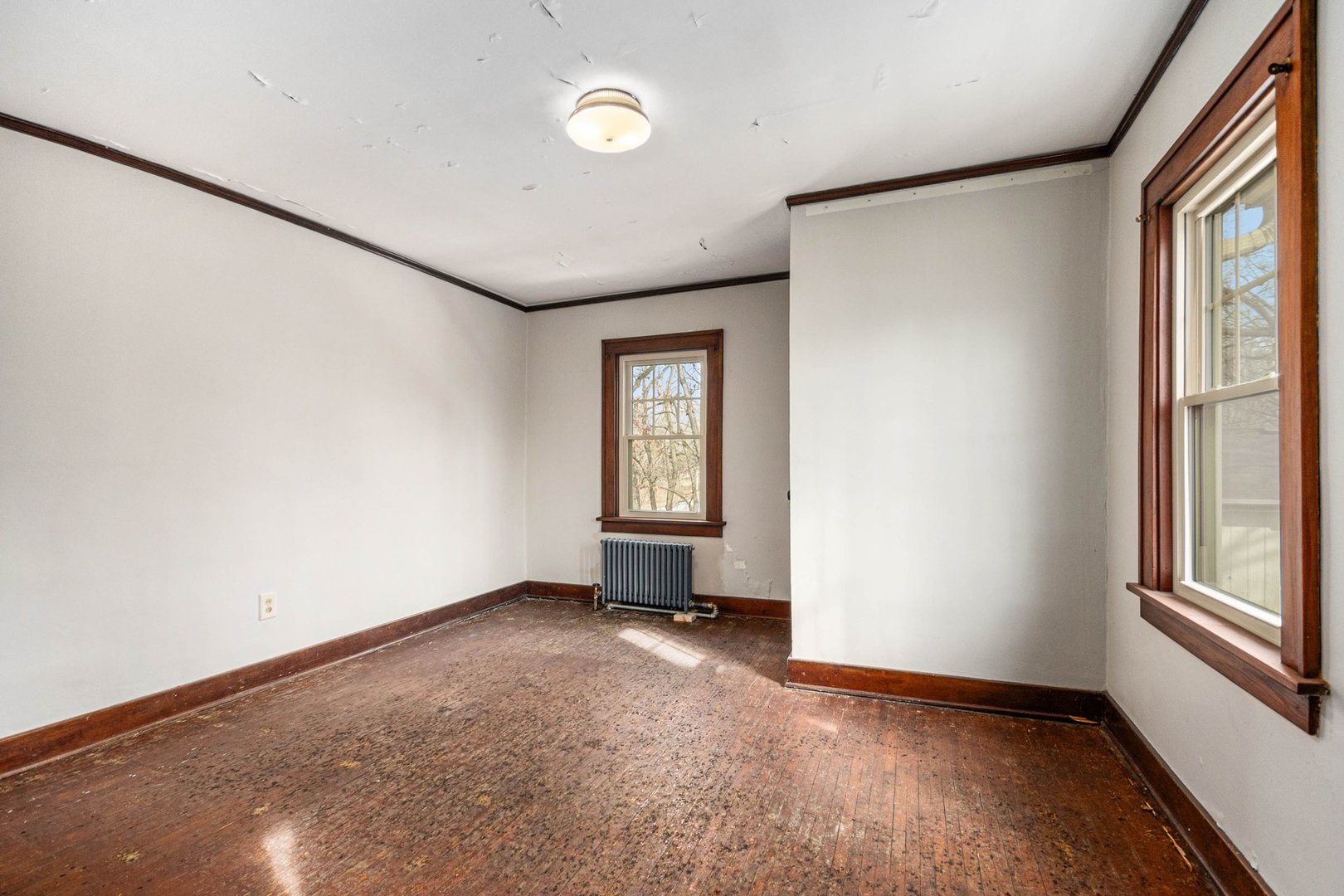 520 S Midland Avenue, Joliet, IL 60436