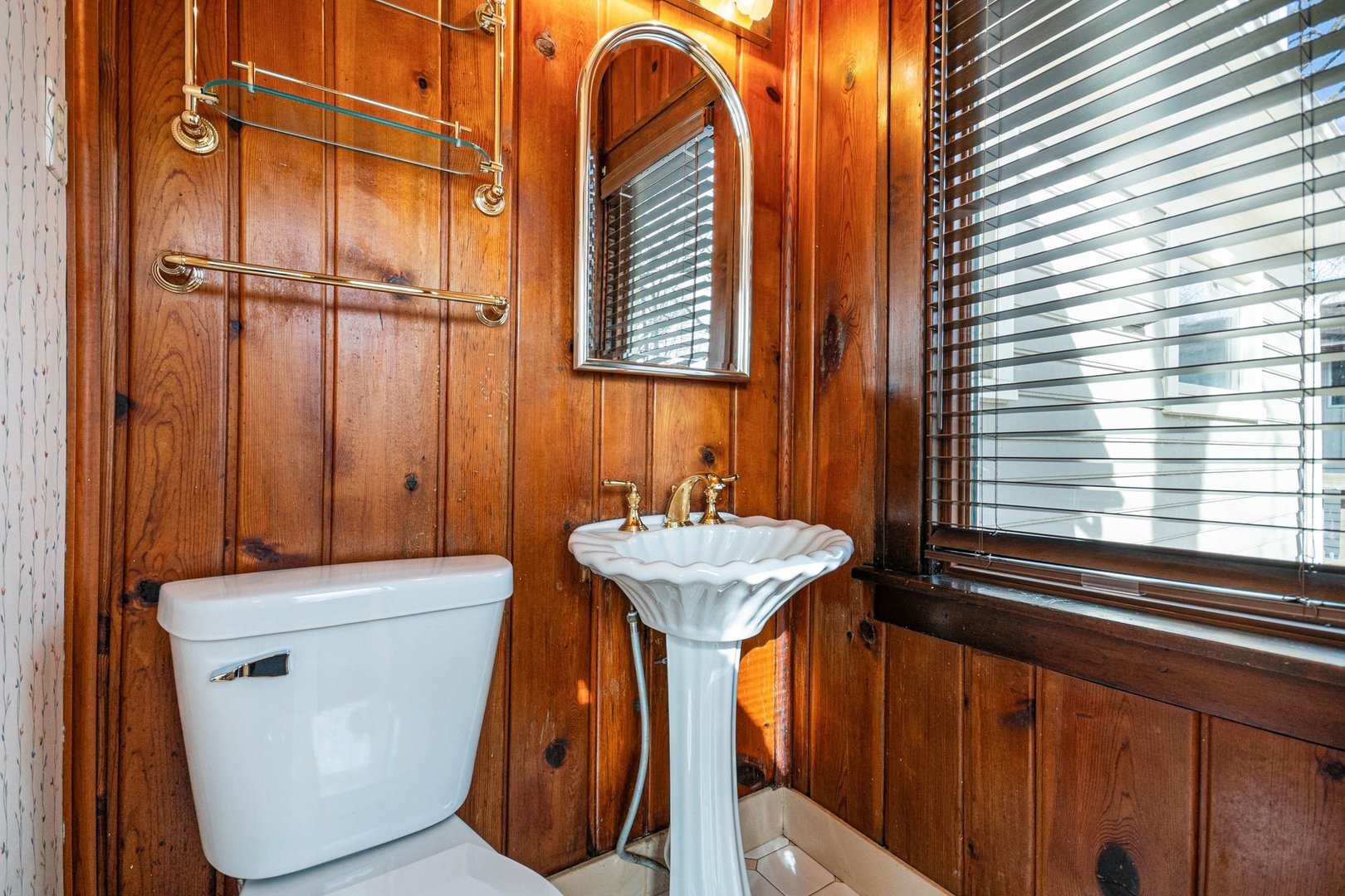 520 S Midland Avenue, Joliet, IL 60436