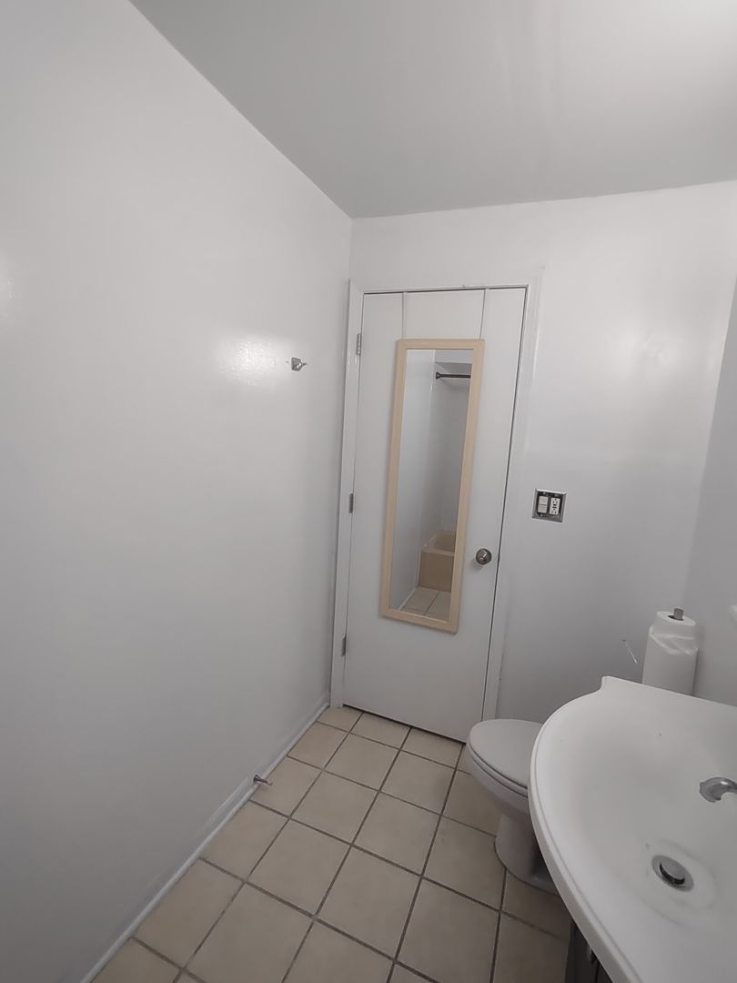 4041 S Harlem Avenue #3, Stickney, IL 60402