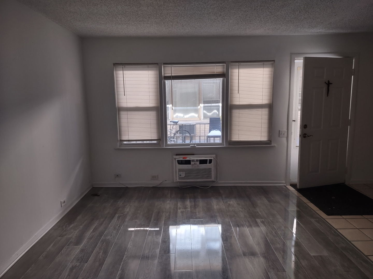 4041 S Harlem Avenue #3, Stickney, IL 60402