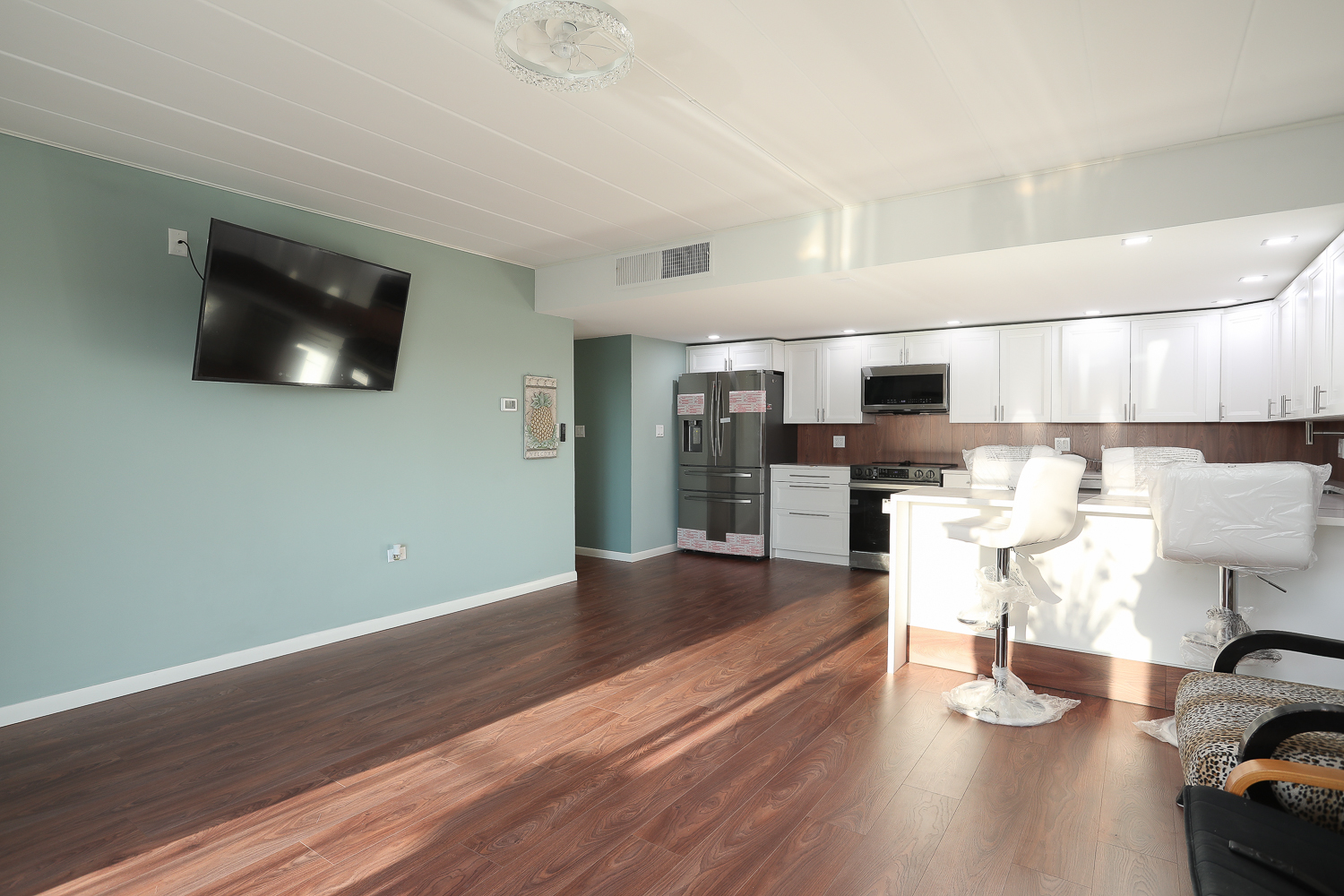 2900 Maple Avenue #19E, Downers Grove, IL 60515