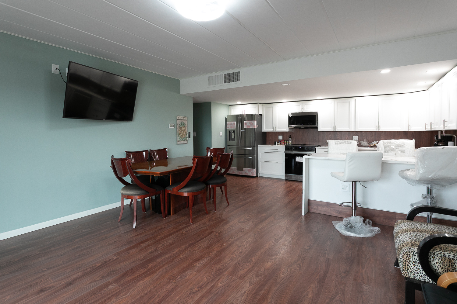 2900 Maple Avenue #19E, Downers Grove, IL 60515