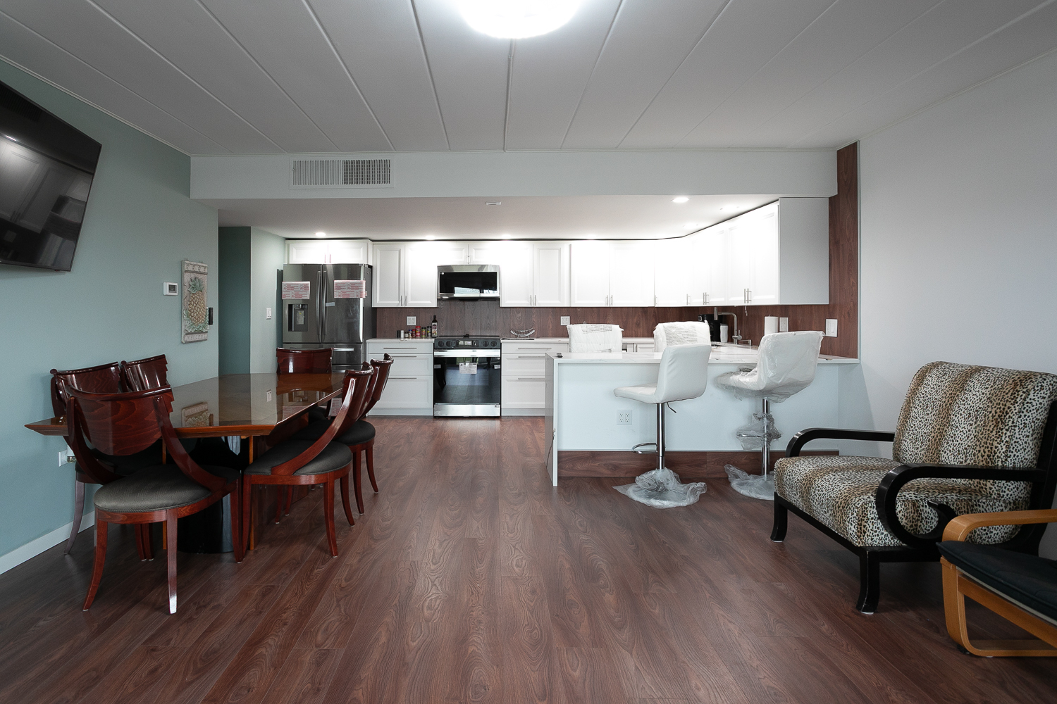 2900 Maple Avenue #19E, Downers Grove, IL 60515