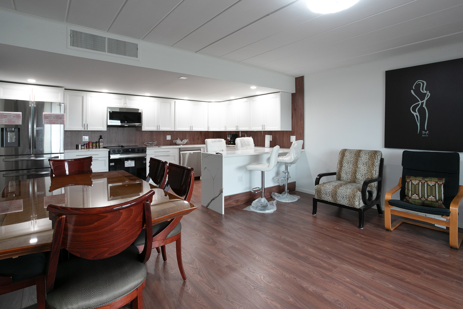 2900 Maple Avenue #19E, Downers Grove, IL 60515