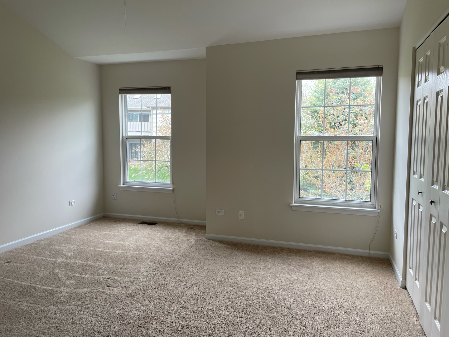 1788 GROVE Avenue, Schaumburg, IL 60193