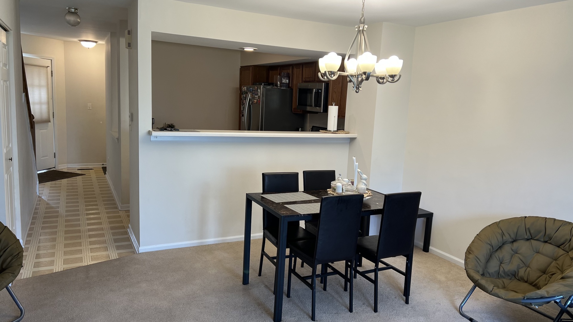 1788 GROVE Avenue, Schaumburg, IL 60193