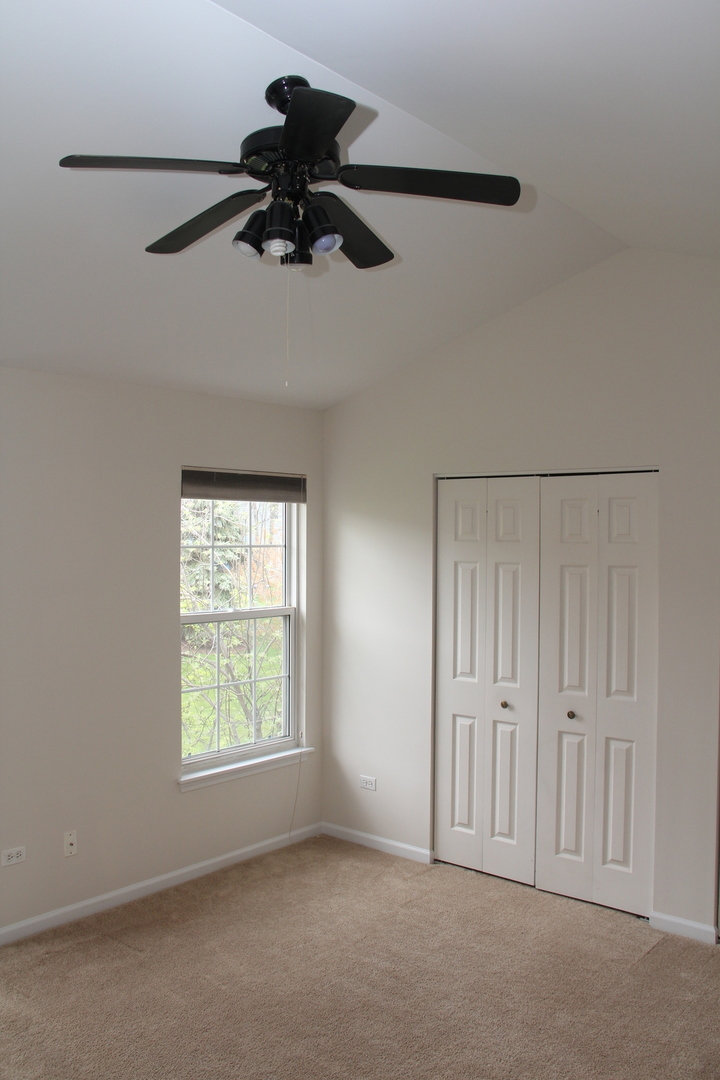 1788 GROVE Avenue, Schaumburg, IL 60193