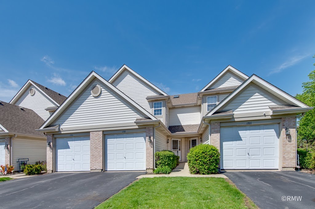 1788 GROVE Avenue, Schaumburg, IL 60193