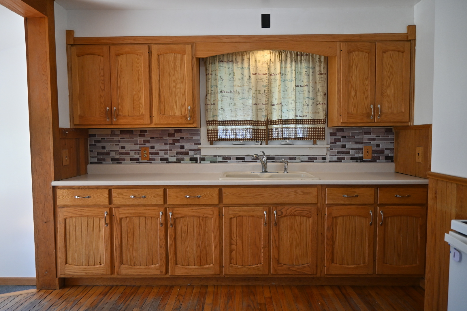 185 W Southmor Road, Morris, IL 60450