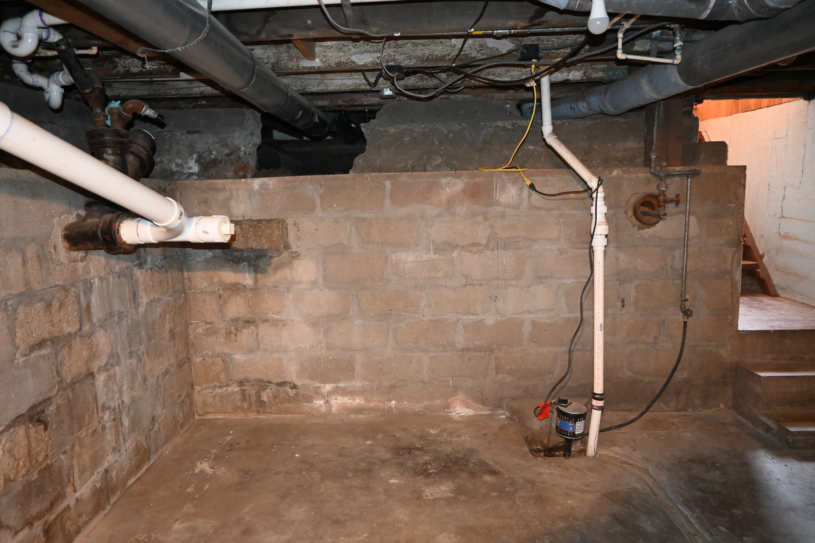 185 W Southmor Road, Morris, IL 60450