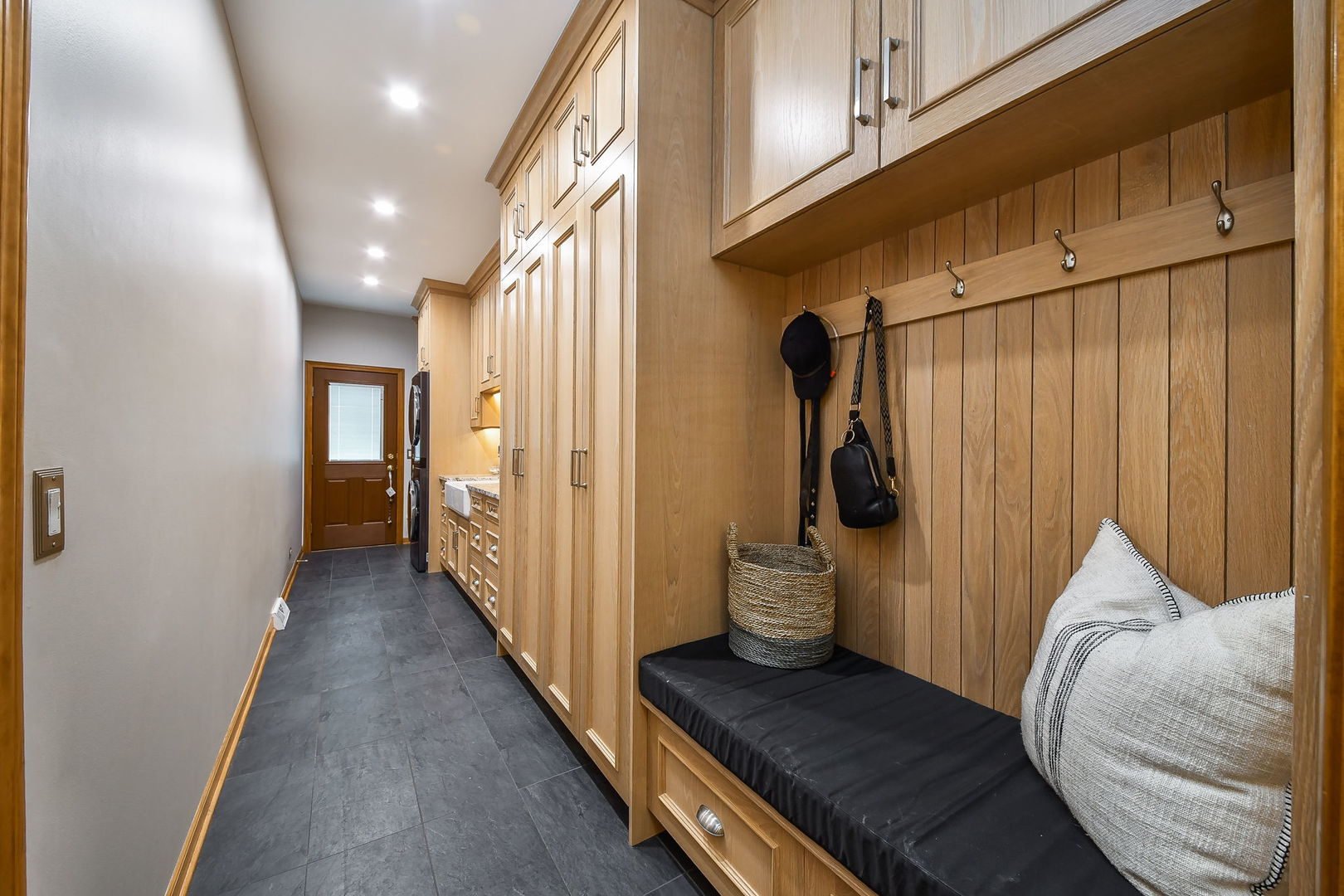 1580 Turnberry Court, Geneva, IL 60134