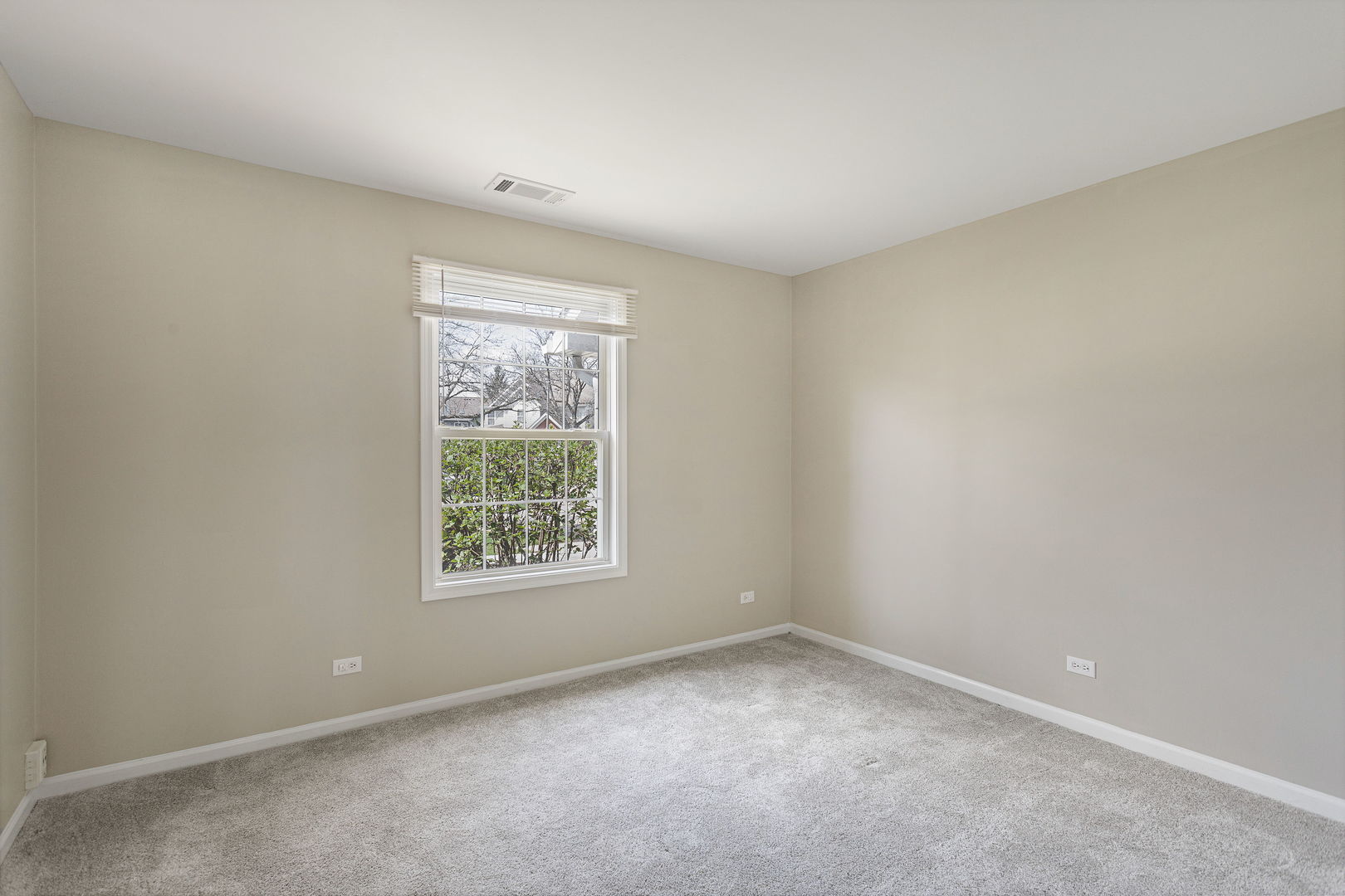 207 Norfolk Court #3, Roselle, IL 60172