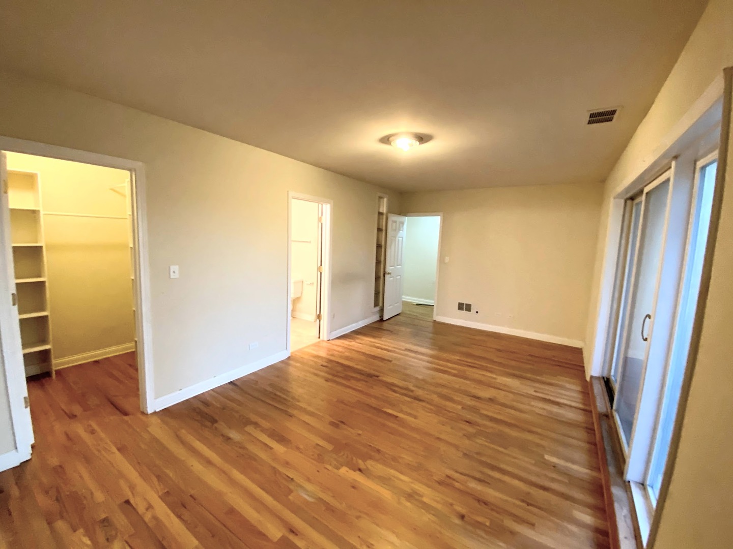 3342 W 19th Street #1W, Chicago, IL 60623