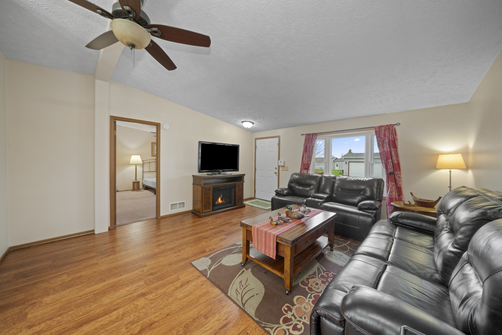 216 Meadowlark Lane, Sandwich, IL 60548