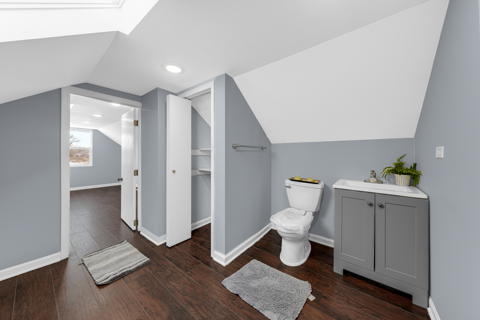 38717 N Lake Street, Antioch, IL 60002