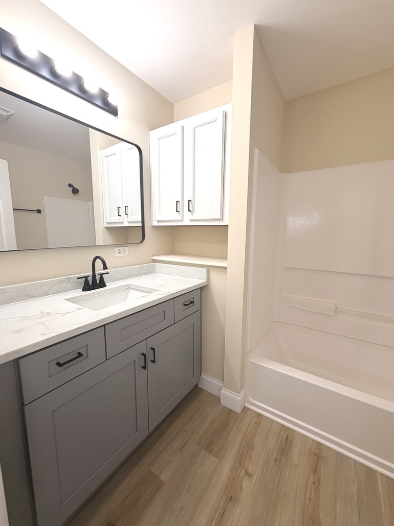 1324 Demmond Street, Joliet, IL 60432