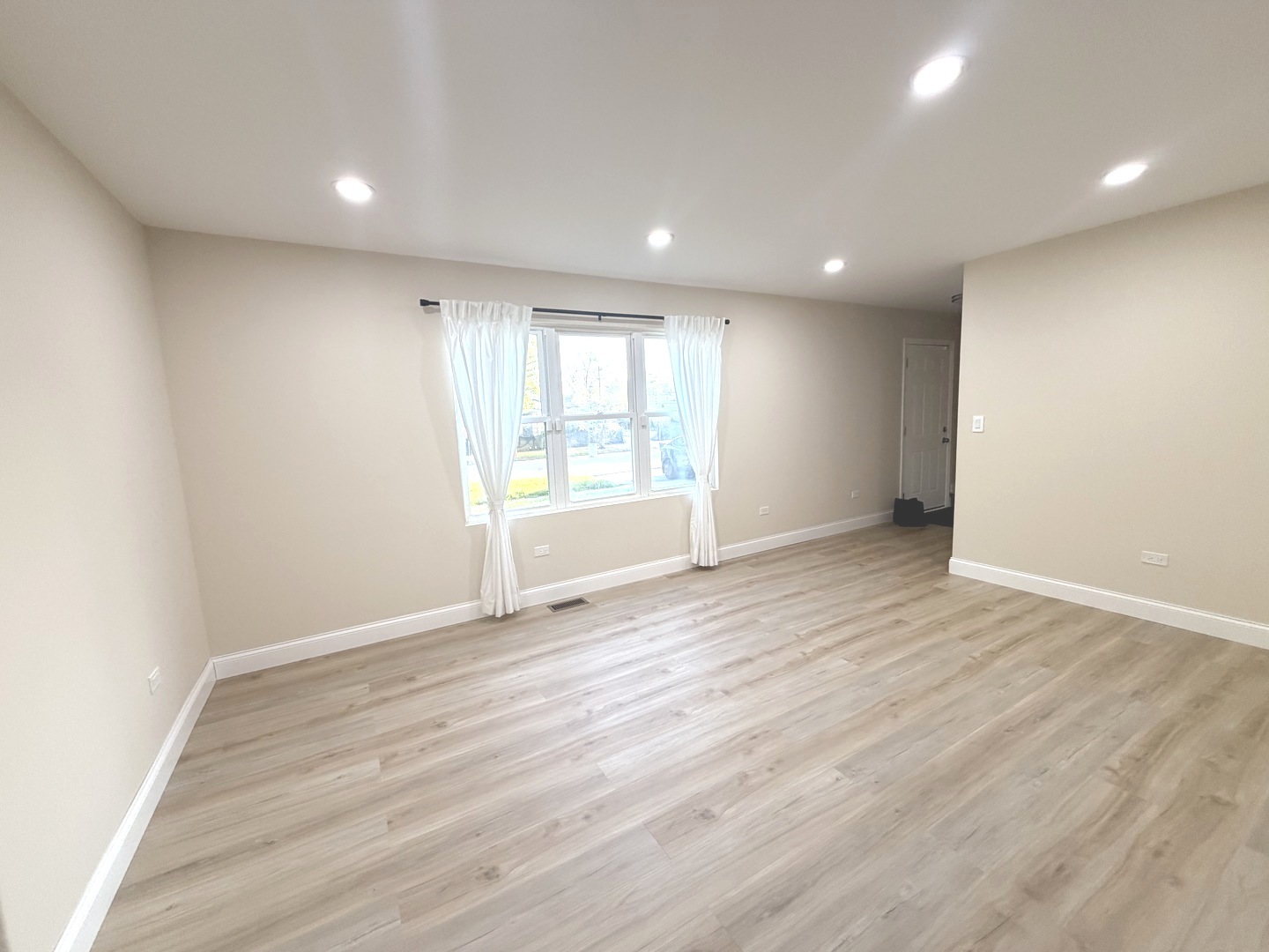 1324 Demmond Street, Joliet, IL 60432