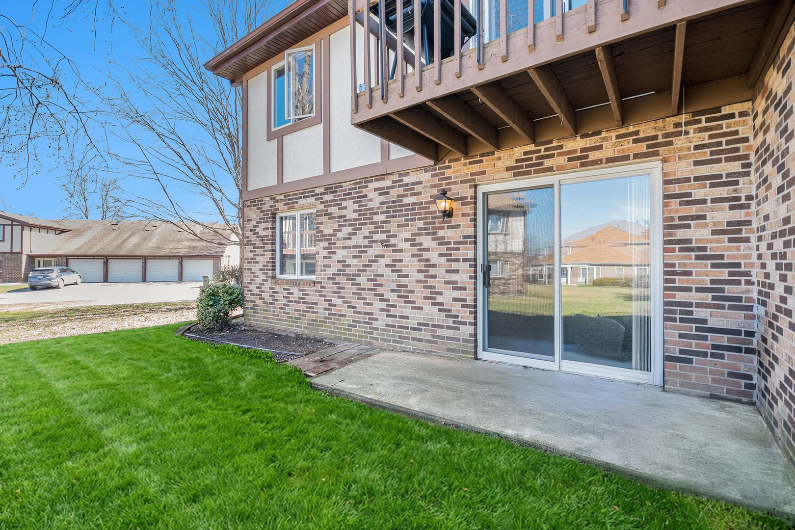 625 Crescenzo Court #B, New Lenox, IL 60451