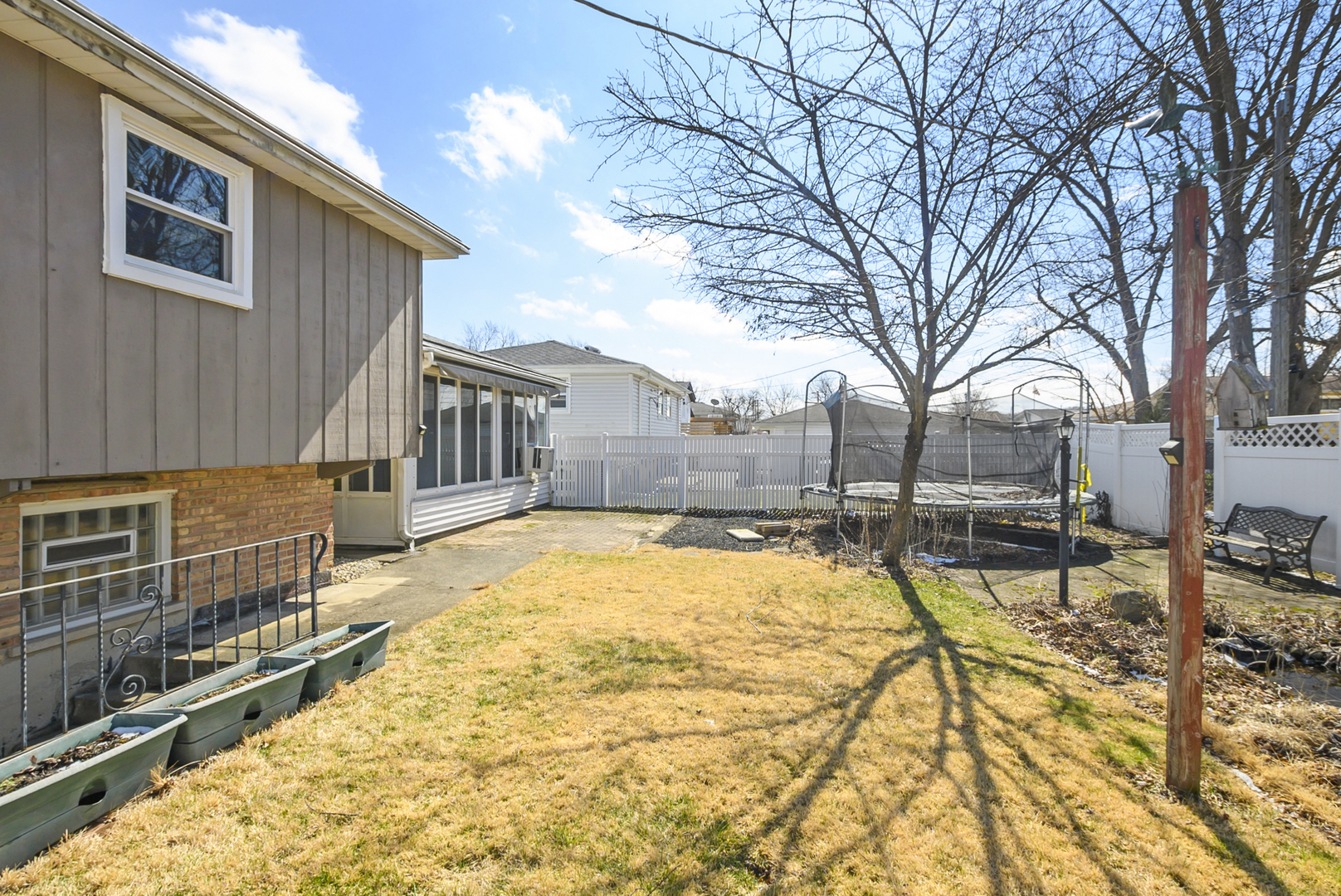 15120 Springfield Avenue, Midlothian, IL 60445