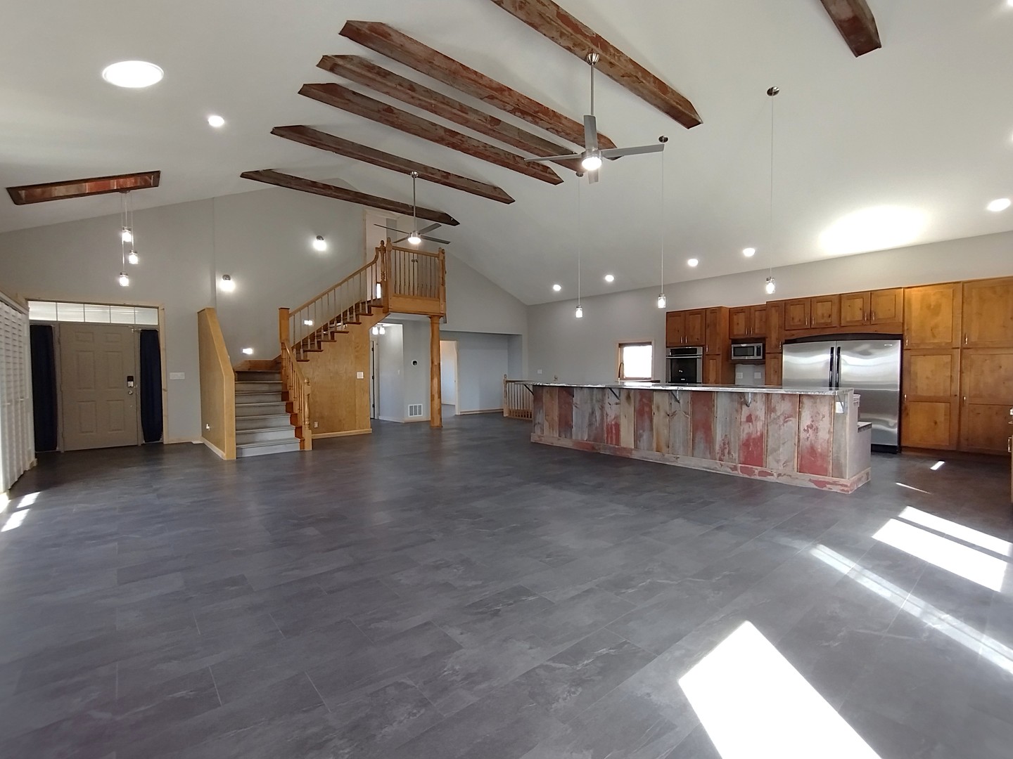 8806 Trask Bridge Road, Rockford, IL 61101