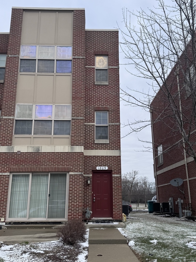 Melrose Park, IL 60160