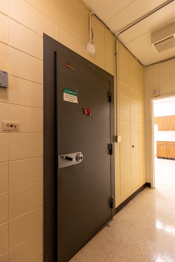 5830 W 35th Street, Cicero, IL 60804