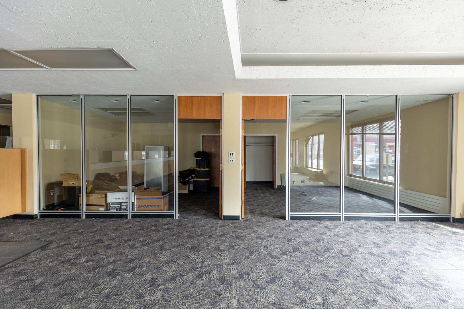 5830 W 35th Street, Cicero, IL 60804