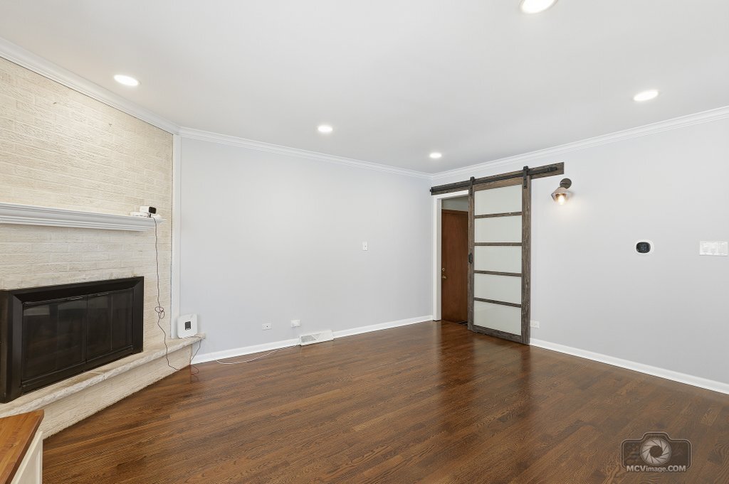 254 S CEDAR Avenue, Wood Dale, IL 60191