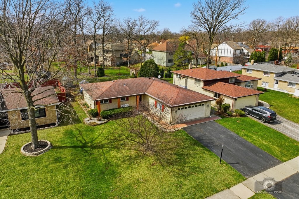 254 S CEDAR Avenue, Wood Dale, IL 60191