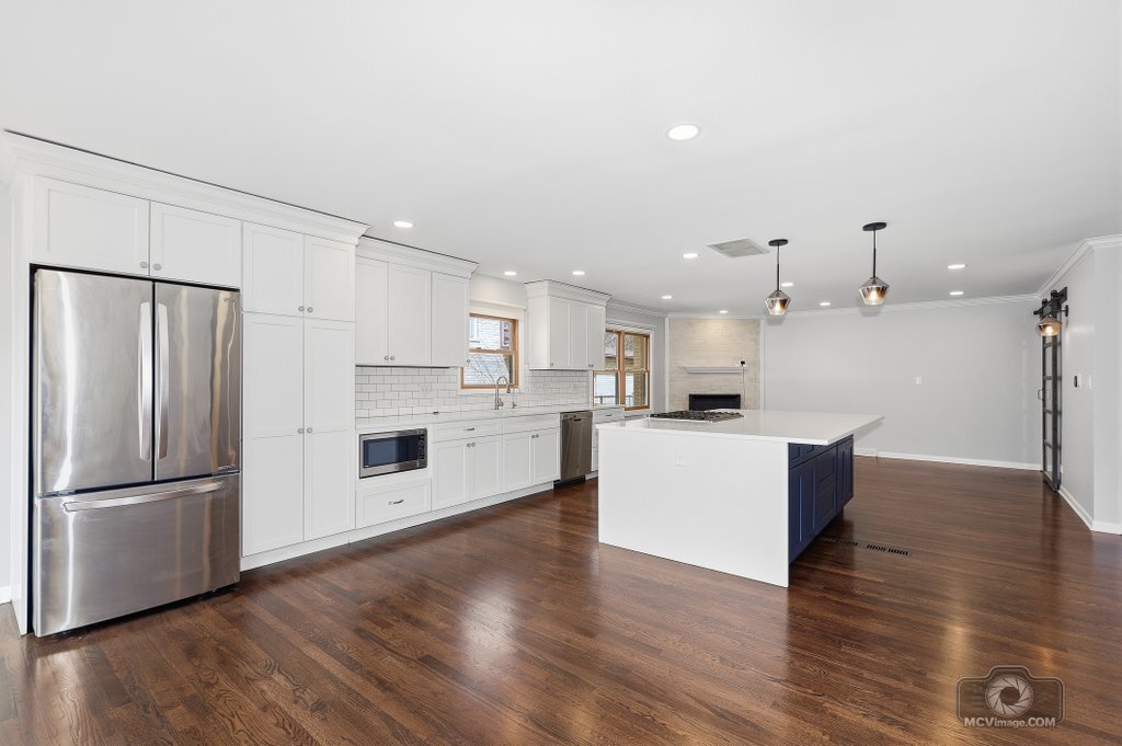 254 S CEDAR Avenue, Wood Dale, IL 60191