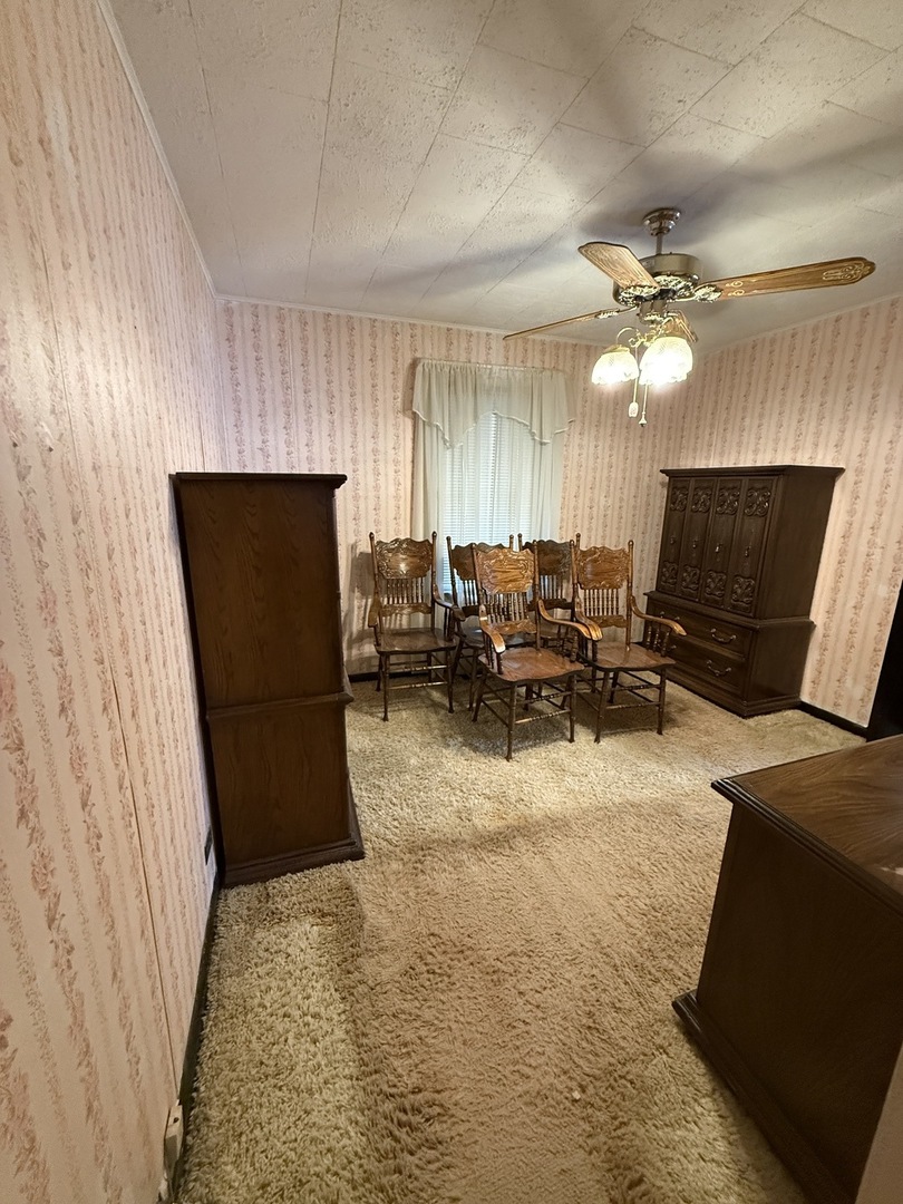 7445 W Winona Street, Harwood Heights, IL 60706