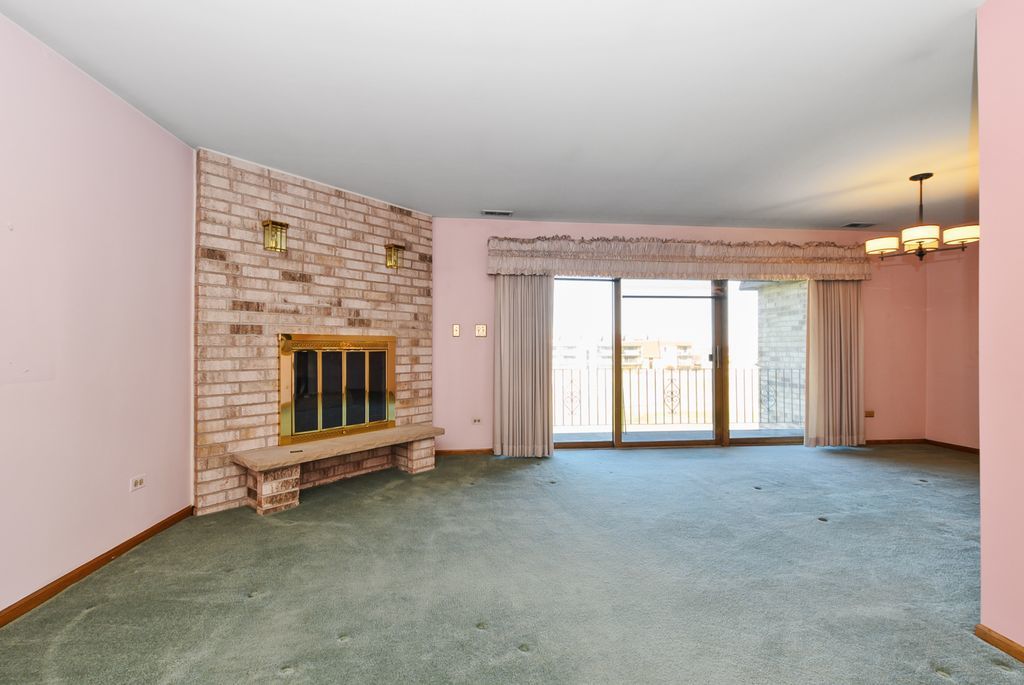 15704 Deerfield Court #2N, Orland Park, IL 60462