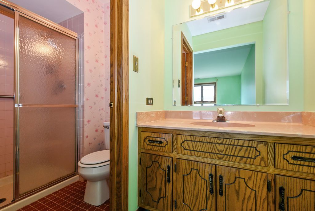 15704 Deerfield Court #2N, Orland Park, IL 60462