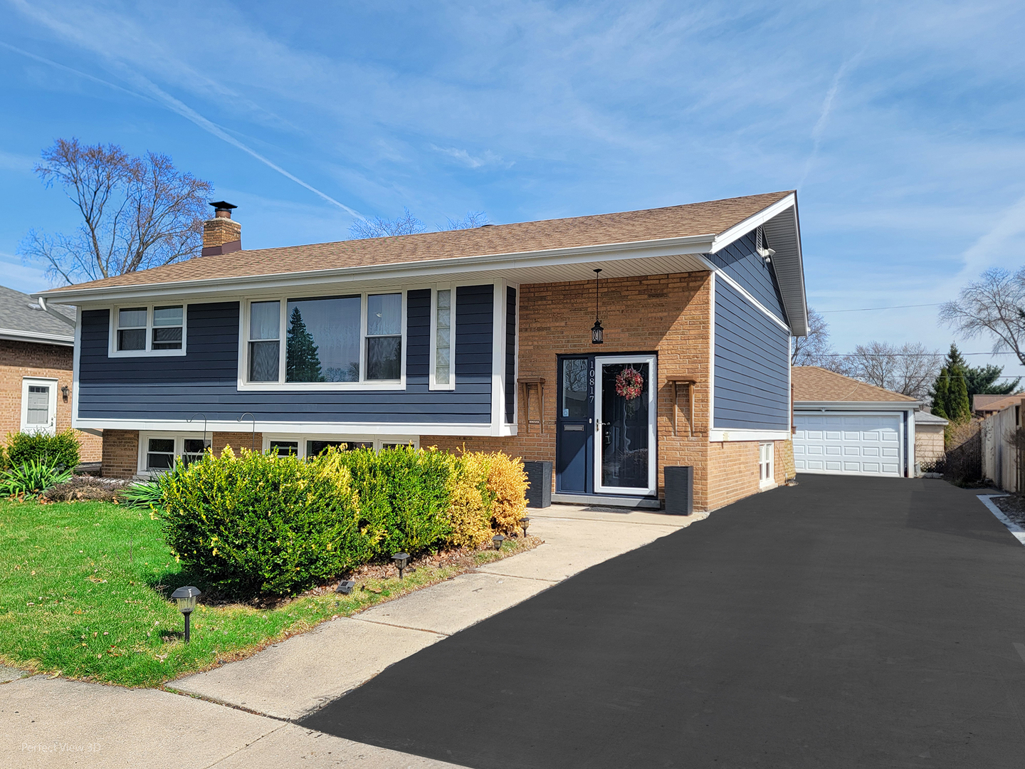 10817 S Oak Park Avenue, Worth, IL 60482