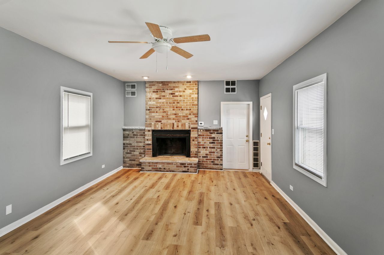 14500 Sawyer Avenue, Midlothian, IL 60445