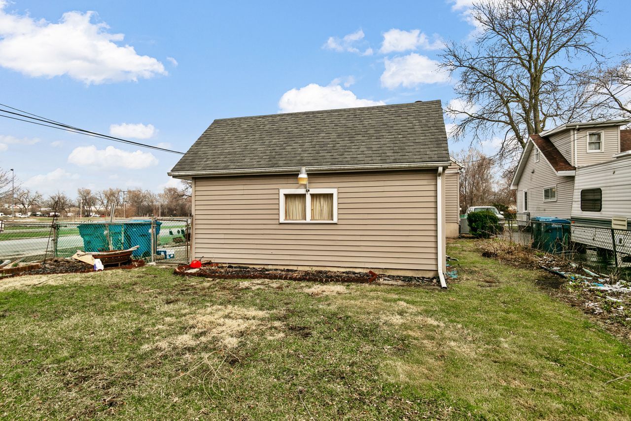 14500 Sawyer Avenue, Midlothian, IL 60445