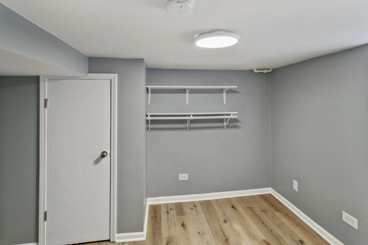 14500 Sawyer Avenue, Midlothian, IL 60445