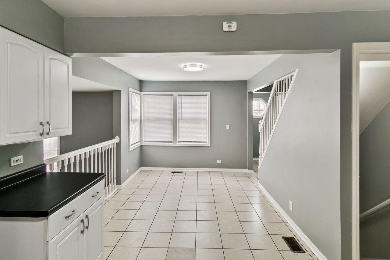 14500 Sawyer Avenue, Midlothian, IL 60445