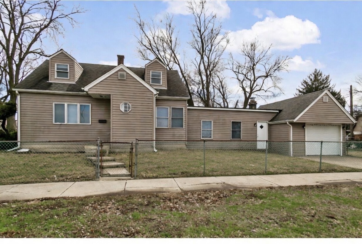 14500 Sawyer Avenue, Midlothian, IL 60445