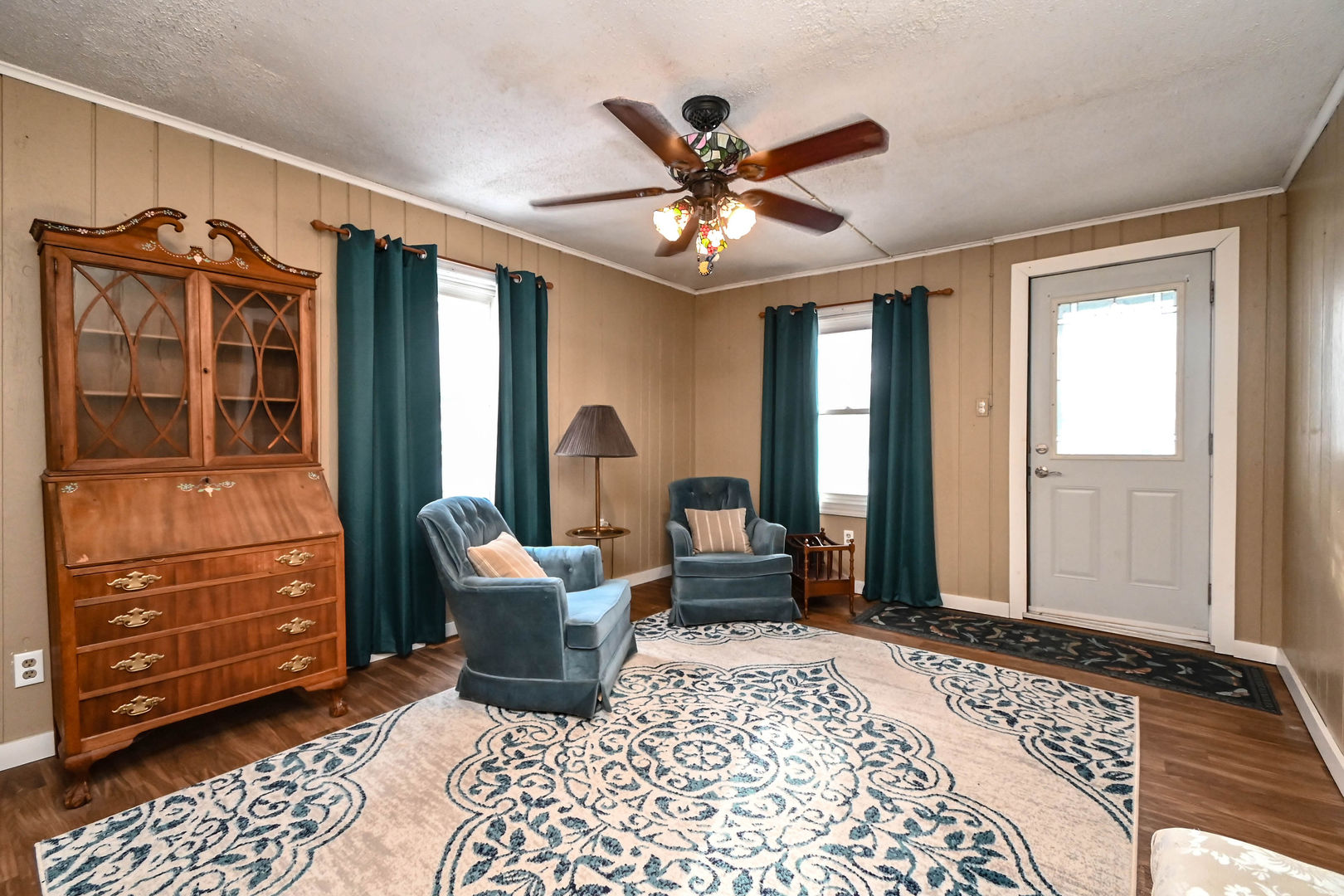 2737 Gabriel Avenue, Zion, IL 60099