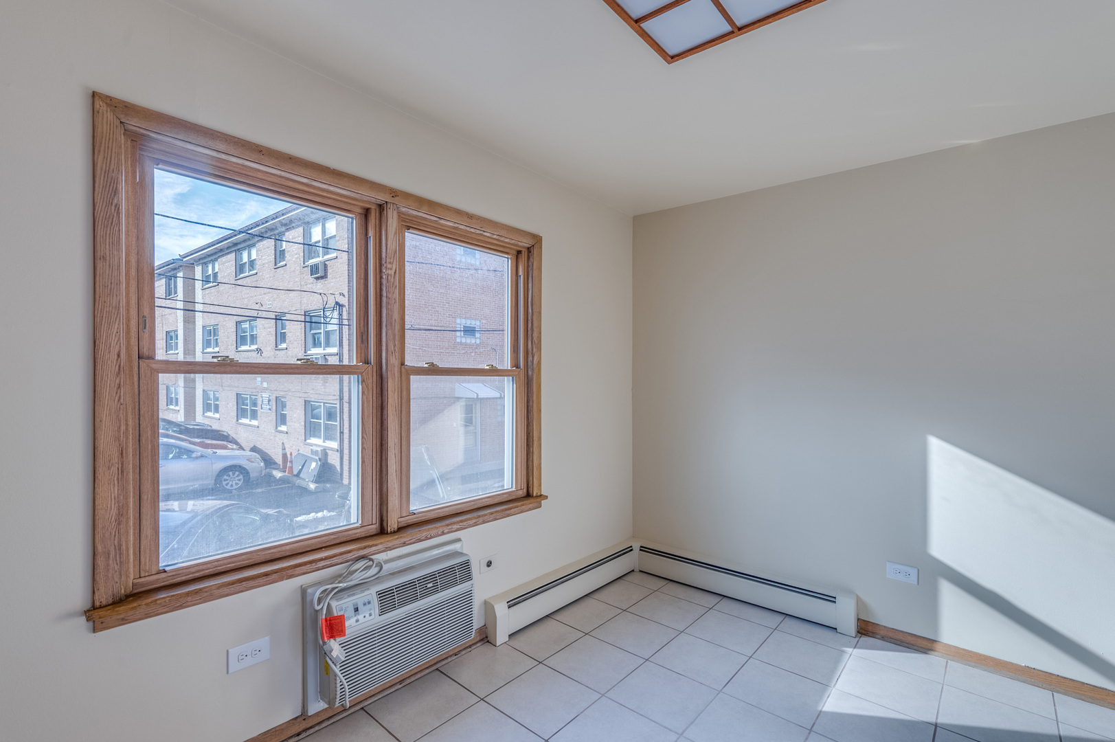 5501 W Edmunds Street #1C, Chicago, IL 60630