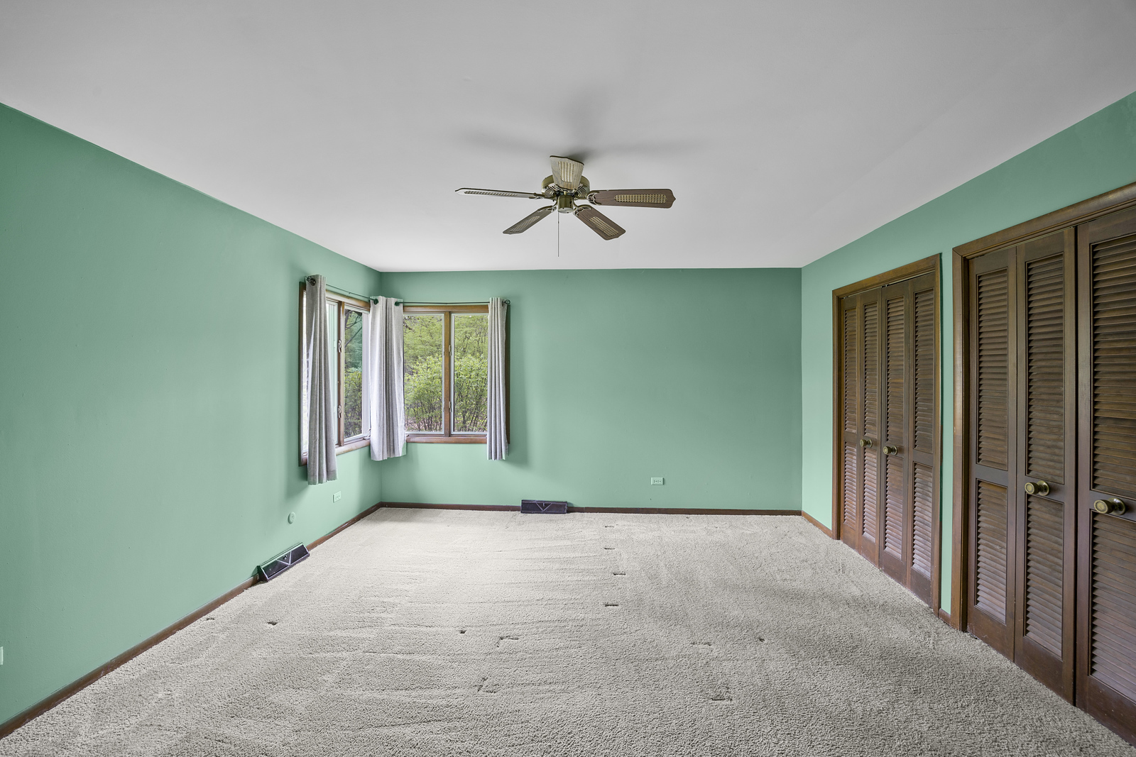 5514 N 13000 E Road, Momence, IL 60954