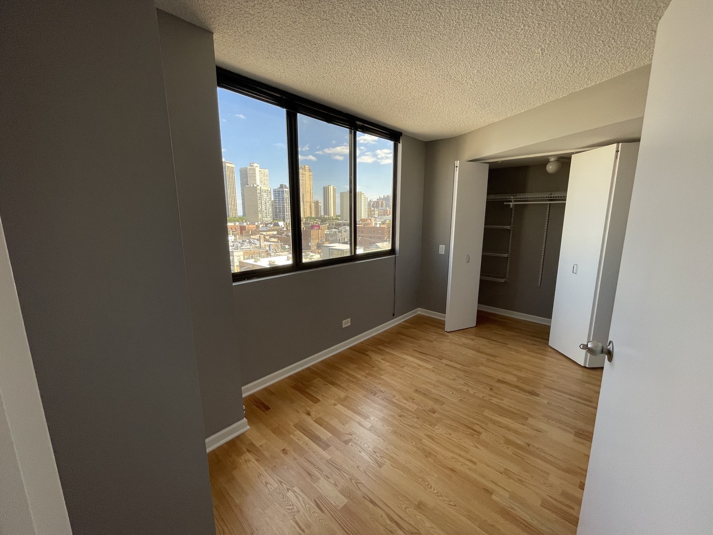 2800 N Orchard Street #910, Chicago, IL 60657